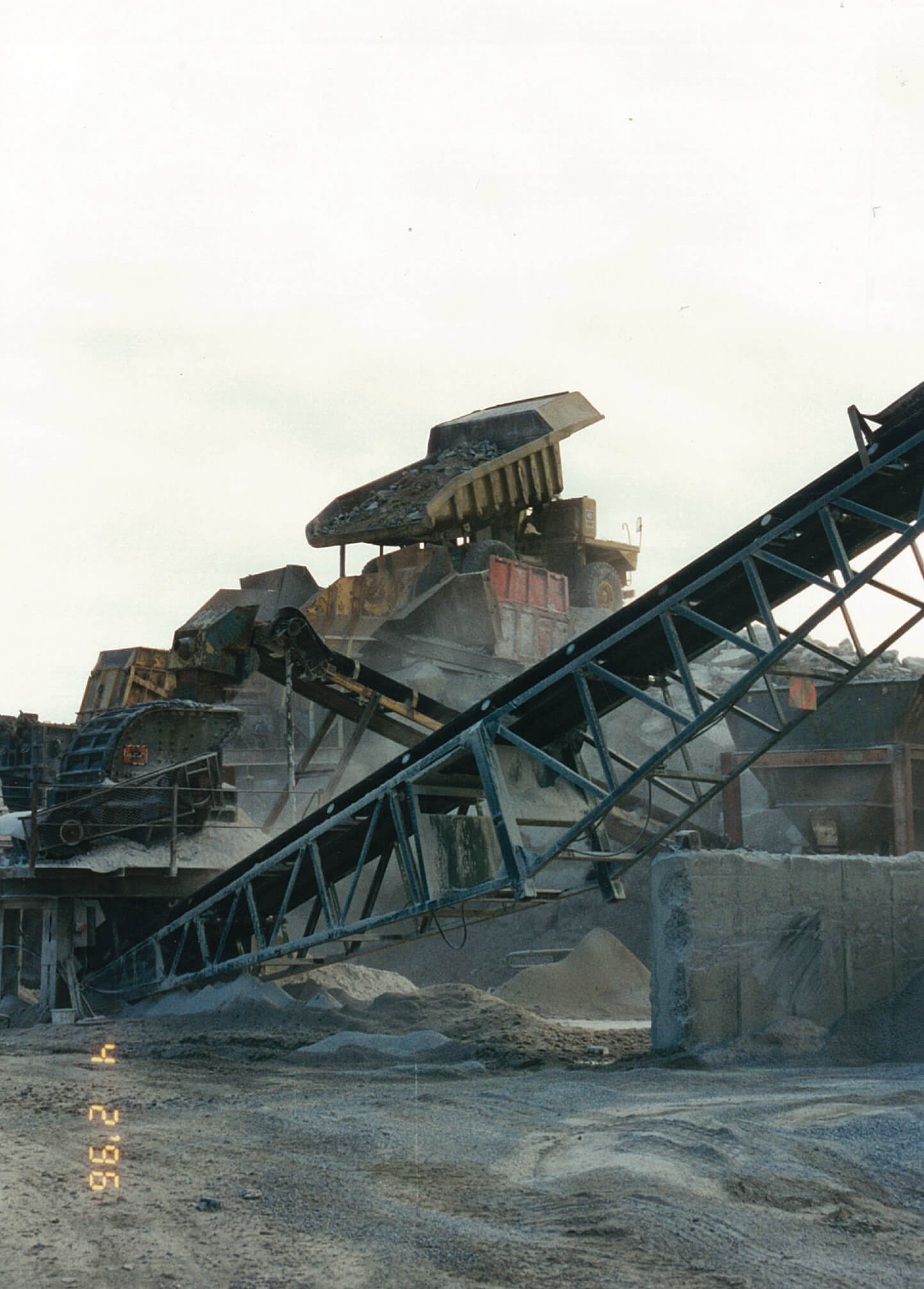 Primary Crusher with Dump Truck tipping
